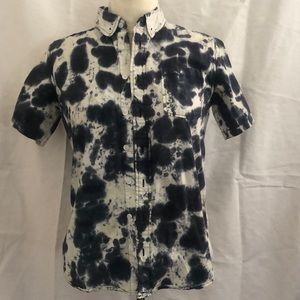 Big boys Tie Dye button down, has a few spots (Easy wash)